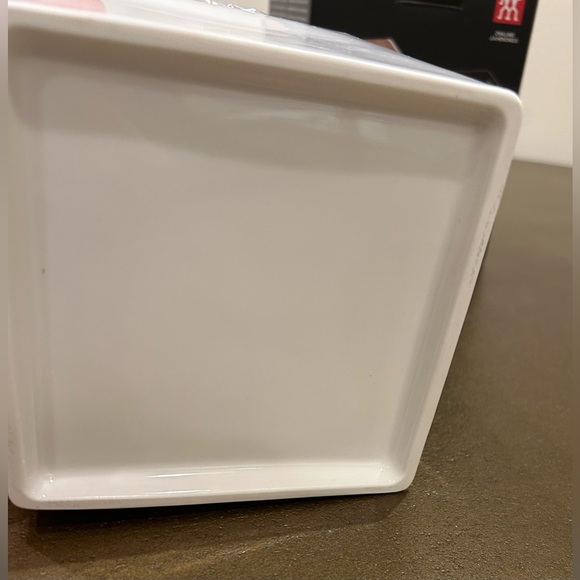 ZWILLING CERAMIC STORAGE Medium Box With Herb Pot And Lid, 11X11X12 cm - Picture 8 of 12